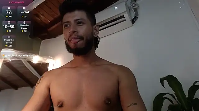 Colby_brown03's cam snapshot