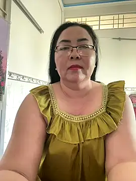 Alinat_'s cam snapshot