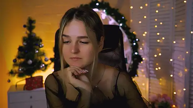 DeboraLarson's cam snapshot