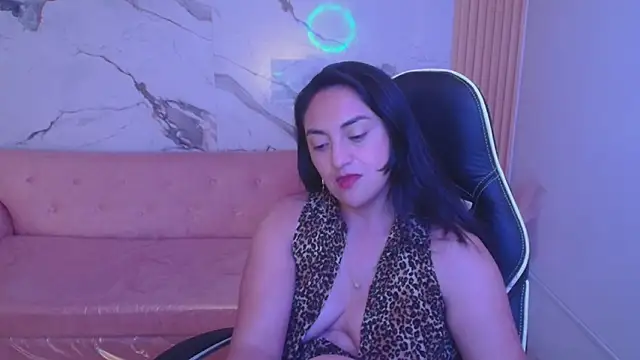 tamara_ch1's cam snapshot