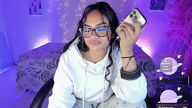 Riana_Kean's cam snapshot