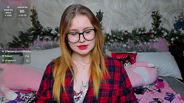 MilanaXHoney's cam snapshot