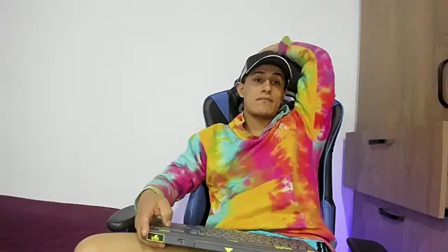 dorman_boy's cam snapshot