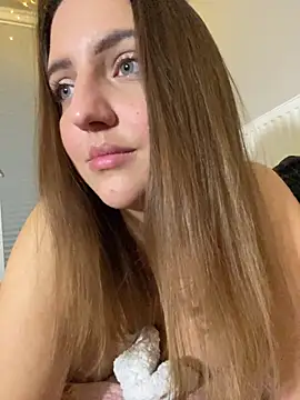 AliceAlicee's cam snapshot