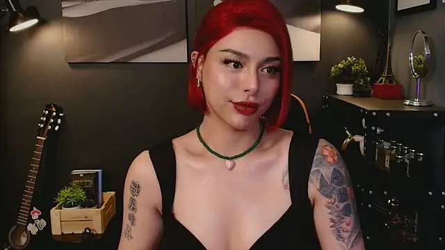 LetisiaRocks live sex cam