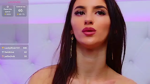 ElisaCharm's cam snapshot