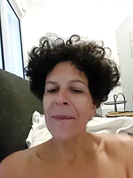 LightedWoman's cam snapshot