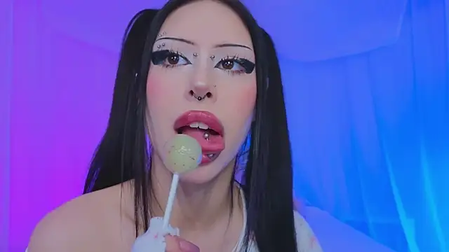 venomeowww__'s cam snapshot