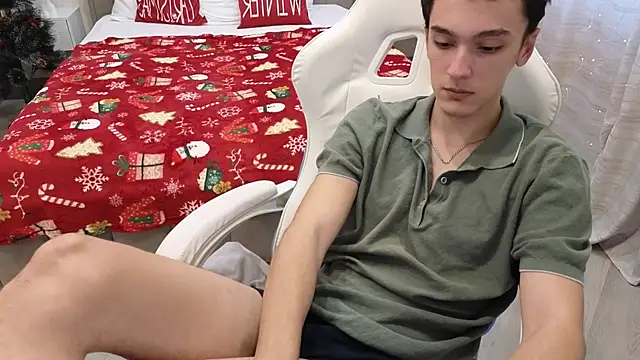 MoonlinSkinn live sex cam