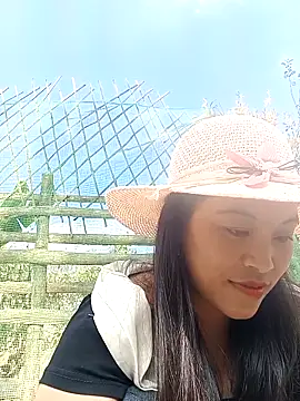 Alice-567's cam snapshot