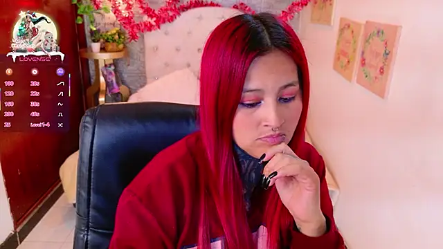 meghan_nill's cam snapshot