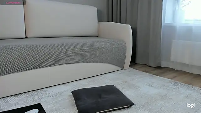 AmelinaLove's cam snapshot