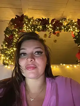 sarahreyess_11's cam snapshot