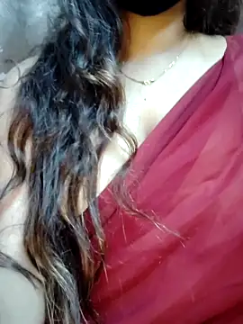 sruthi_saucy's cam snapshot