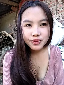 Money_moneylove's cam snapshot