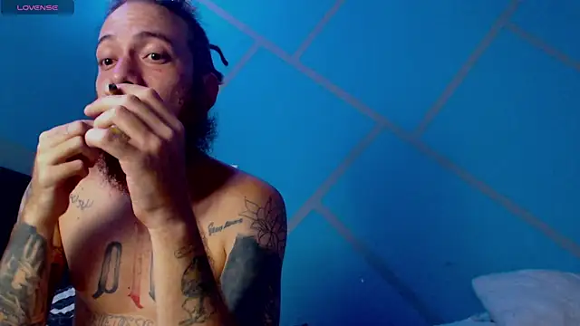 Nanna_and_Balder's cam snapshot