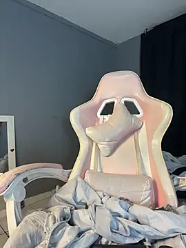 sophie_banks's cam snapshot