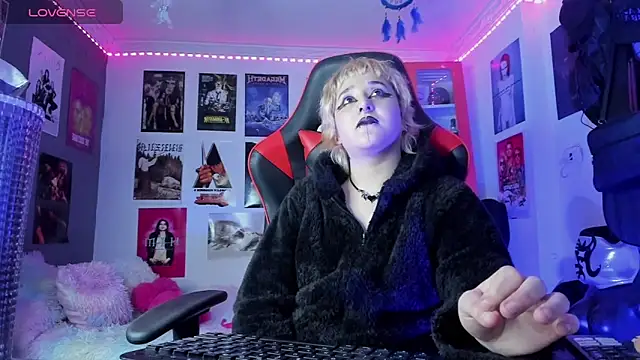 mistresscrowley666's cam snapshot