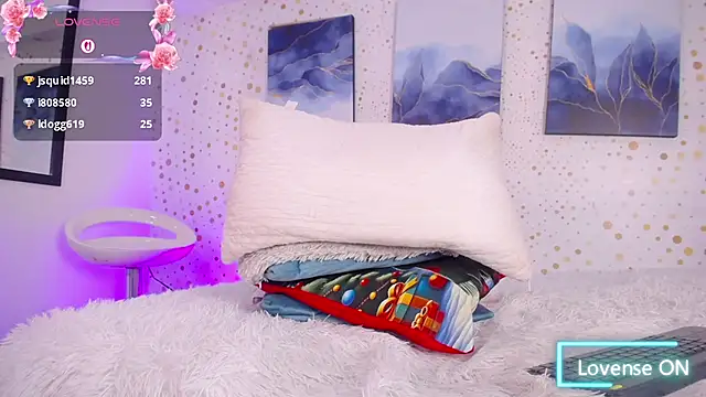 Emily_Vaughan live sex cam