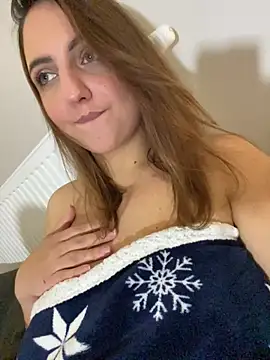 AliceAlicee's cam snapshot