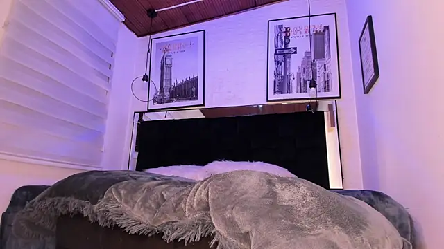 tylla_'s cam snapshot