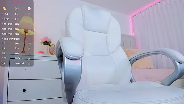 ami_sweet18's cam snapshot