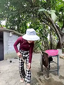 Tin_tanny's cam snapshot