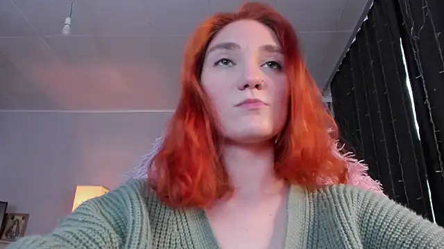 ReddHotPipper's cam snapshot