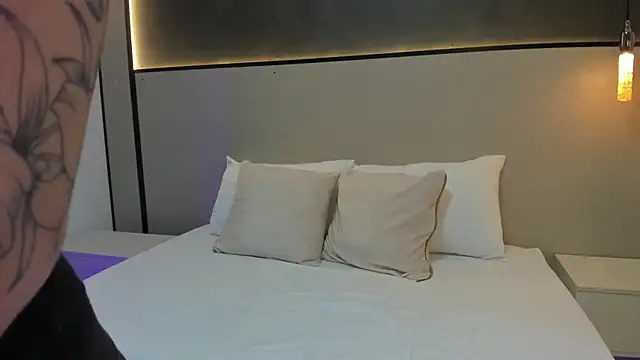 fiorella18_'s cam snapshot