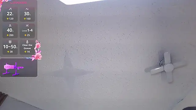 Molly_Denver's cam snapshot