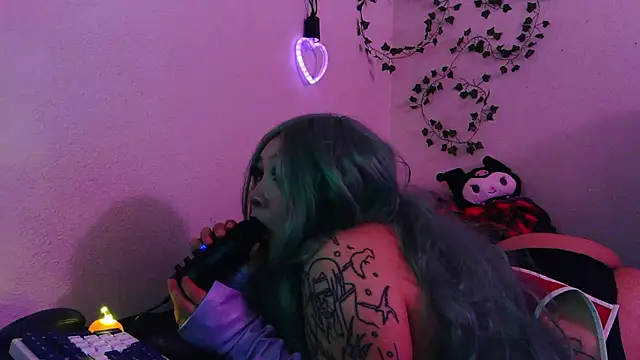 gothkittn_'s cam snapshot