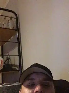 Bamse28 live sex cam