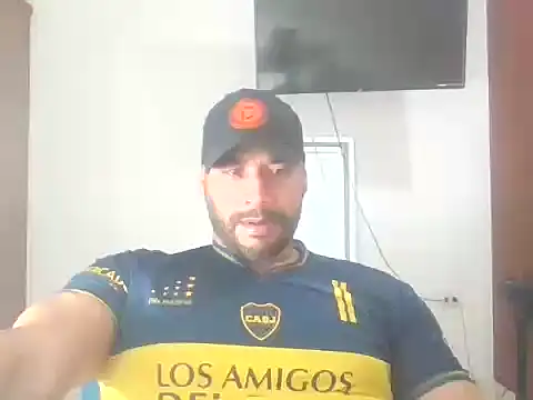 musclehetero's cam snapshot