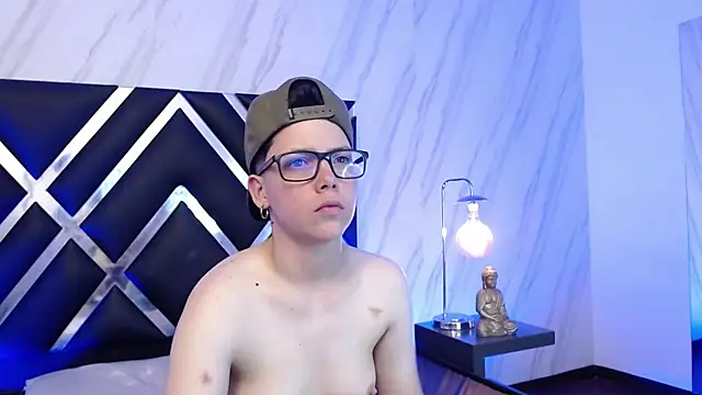 SpencerMontgomery live sex cam