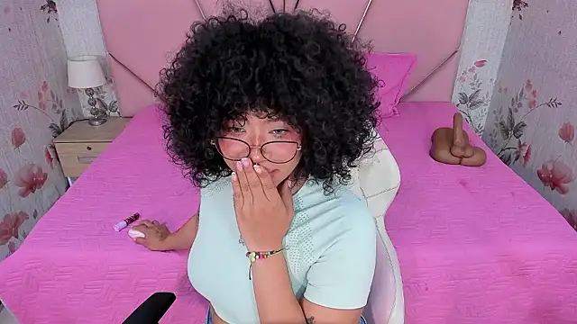 SafiroAgataaa's cam snapshot