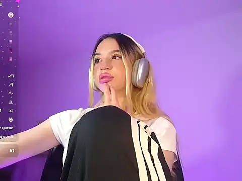 alina_lee's cam snapshot