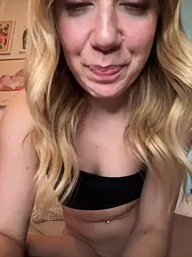 rileylovesyou live sex cam