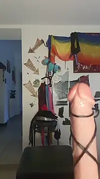 freyamoret live sex cam