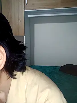 MiaLuxx_'s cam snapshot