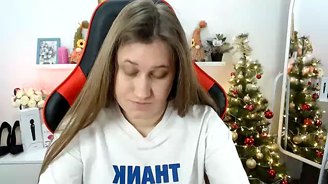 Lucky_Lana's cam snapshot