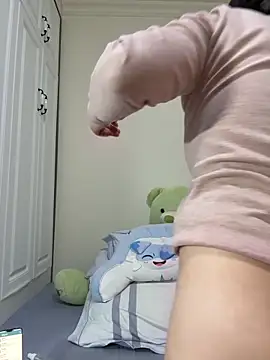 chick-888's cam snapshot