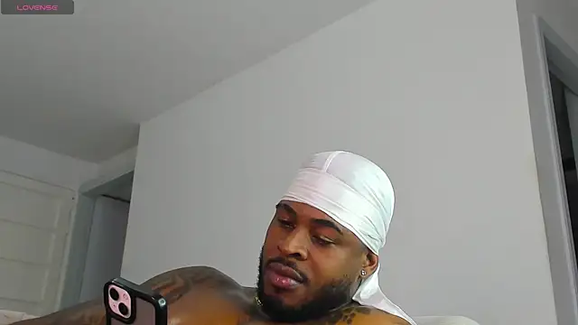 Makonneen live sex cam