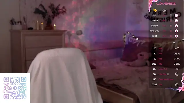 Leila_Vanilla's cam snapshot