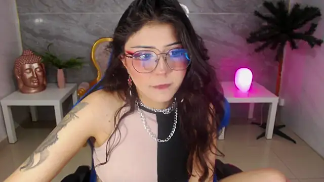 miss_devil_s's cam snapshot