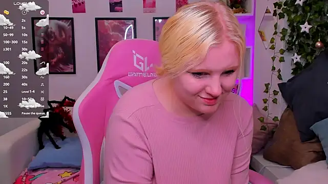 art_lovee's cam snapshot