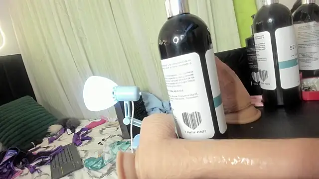 party-naugthysex's cam snapshot