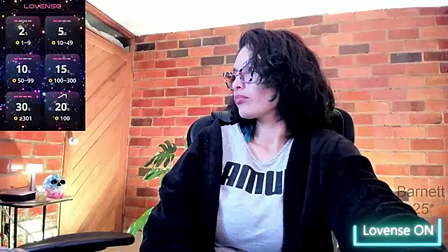 paulinabarnett-'s cam snapshot