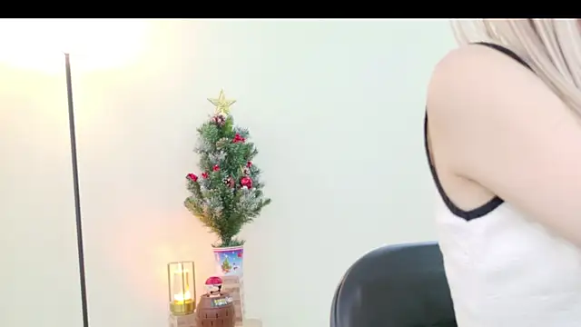 IreneIrene's cam snapshot