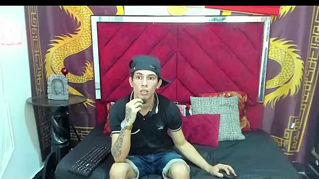 Pride_couple live sex cam