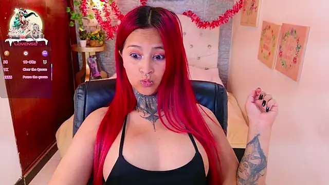 meghan_nill's cam snapshot